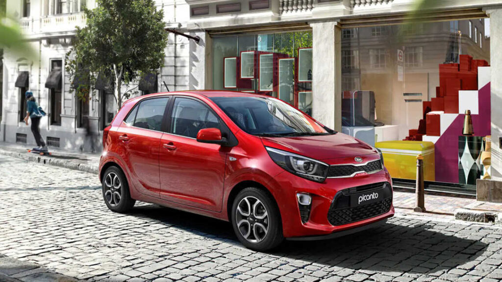 Kia Picanto бюджетні автомобілі автомат жіночі