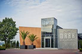 ресторан маяк київ фото