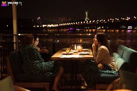 фото ресторан з видом на берег дніпра